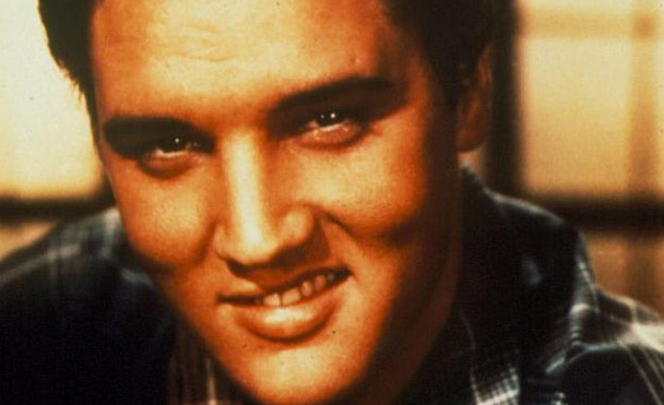 makna-lagu-cant-help-falling-in-love-elvis-presley