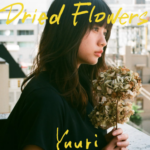 Review Makna Lagu Dry Flower: Layu Perlahan seperti Cinta