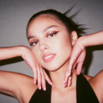 Review Makna Lagu Drivers License: Luka Remaja yang dalam