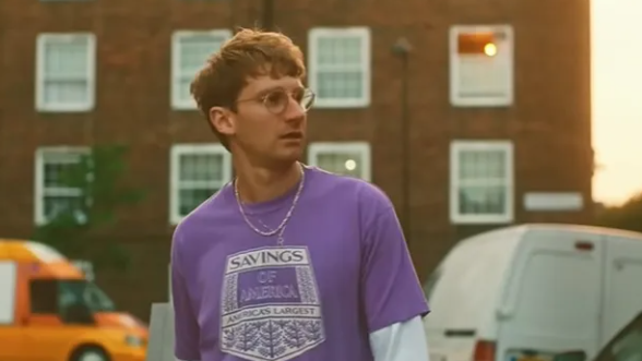 Review Makna Lagu Heat Waves: Kenangan Panas yang Membara