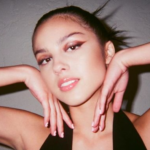 Review Makna lagu Driver's License: SIM Cinta